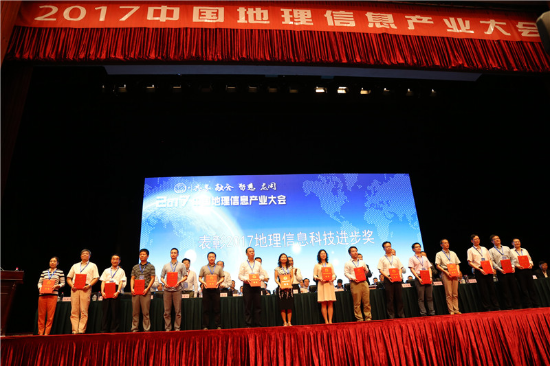 1511918736799725.jpg 8.jpg