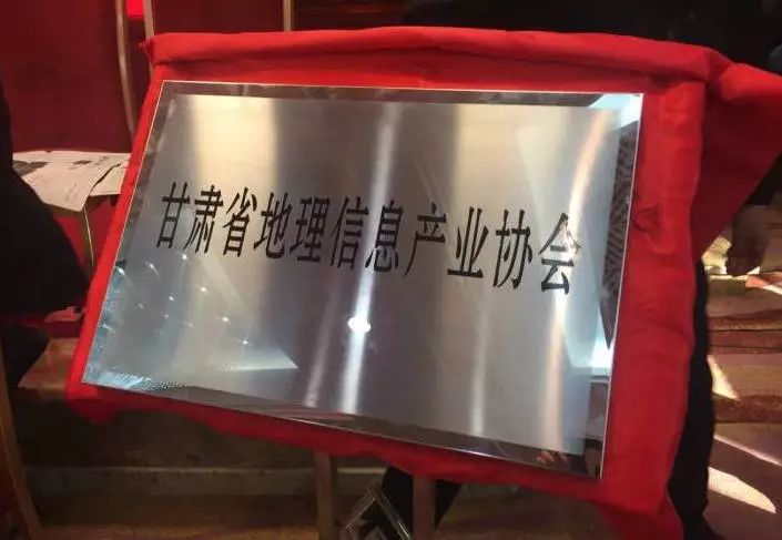 1512375620468788.jpg 4.jpg