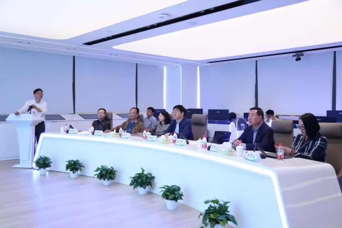 1736920592482300.jpg 1736920592482300.jpg